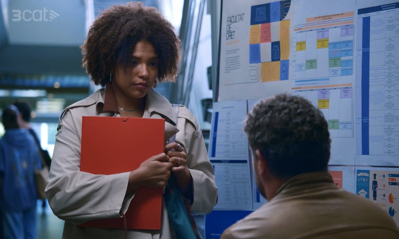 L'Aina no sembla que estigui preparada per superar el petó amb el Salva | 3Cat