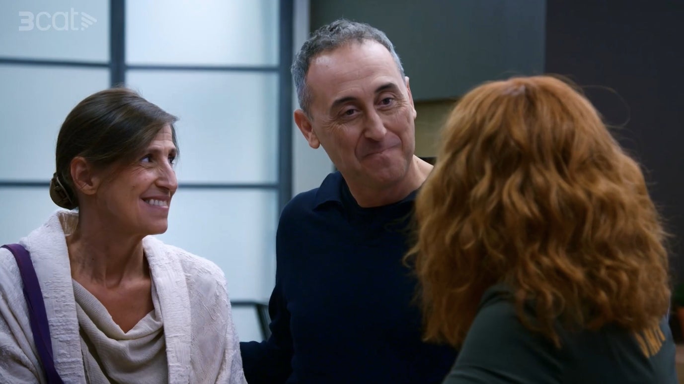 L'home amb qui l'Eva es va embolicar era el marit de la Sussy | 3Cat.