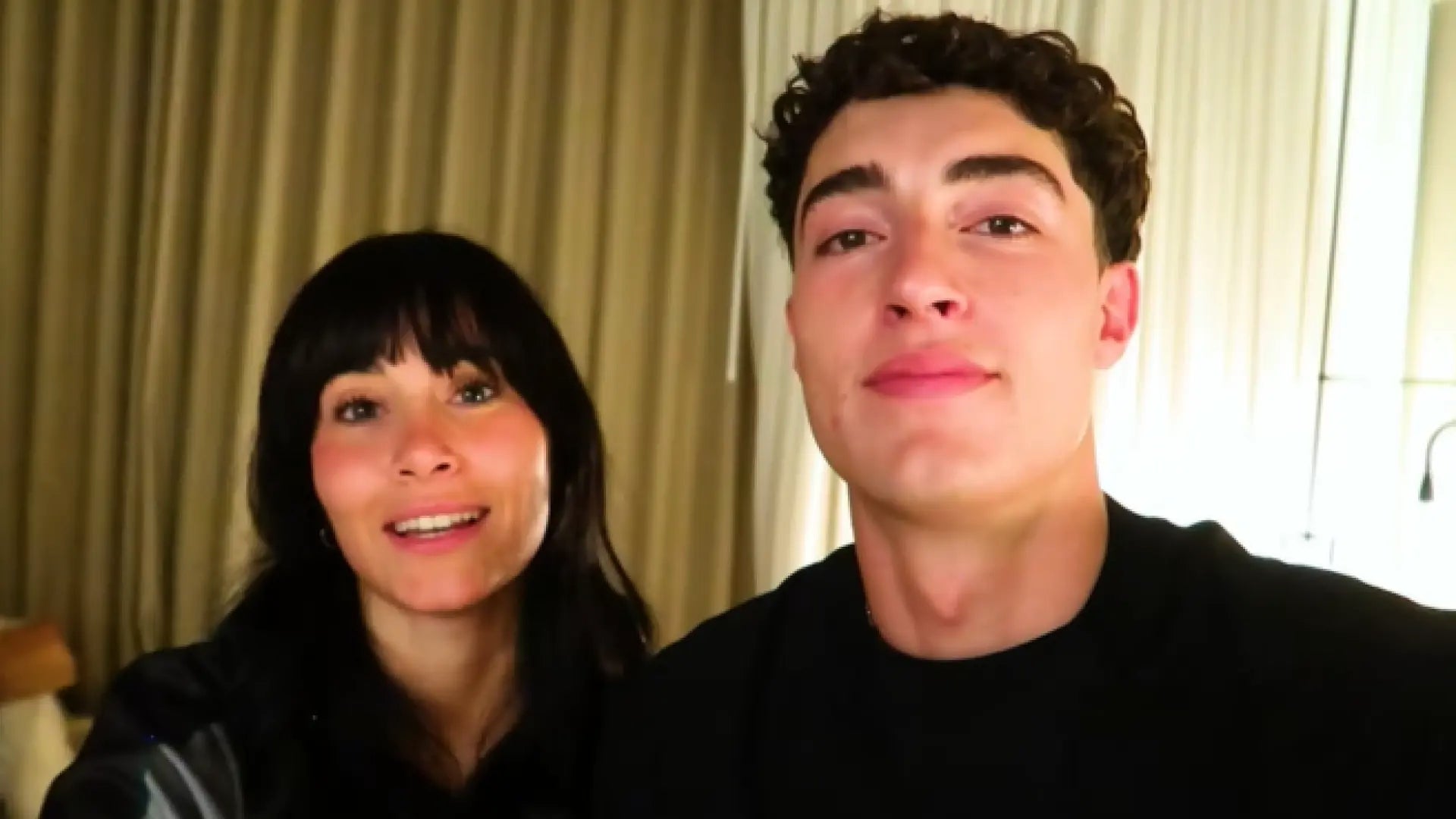 Plex habla, como nunca antes, de la relación con Aitana - Youtube