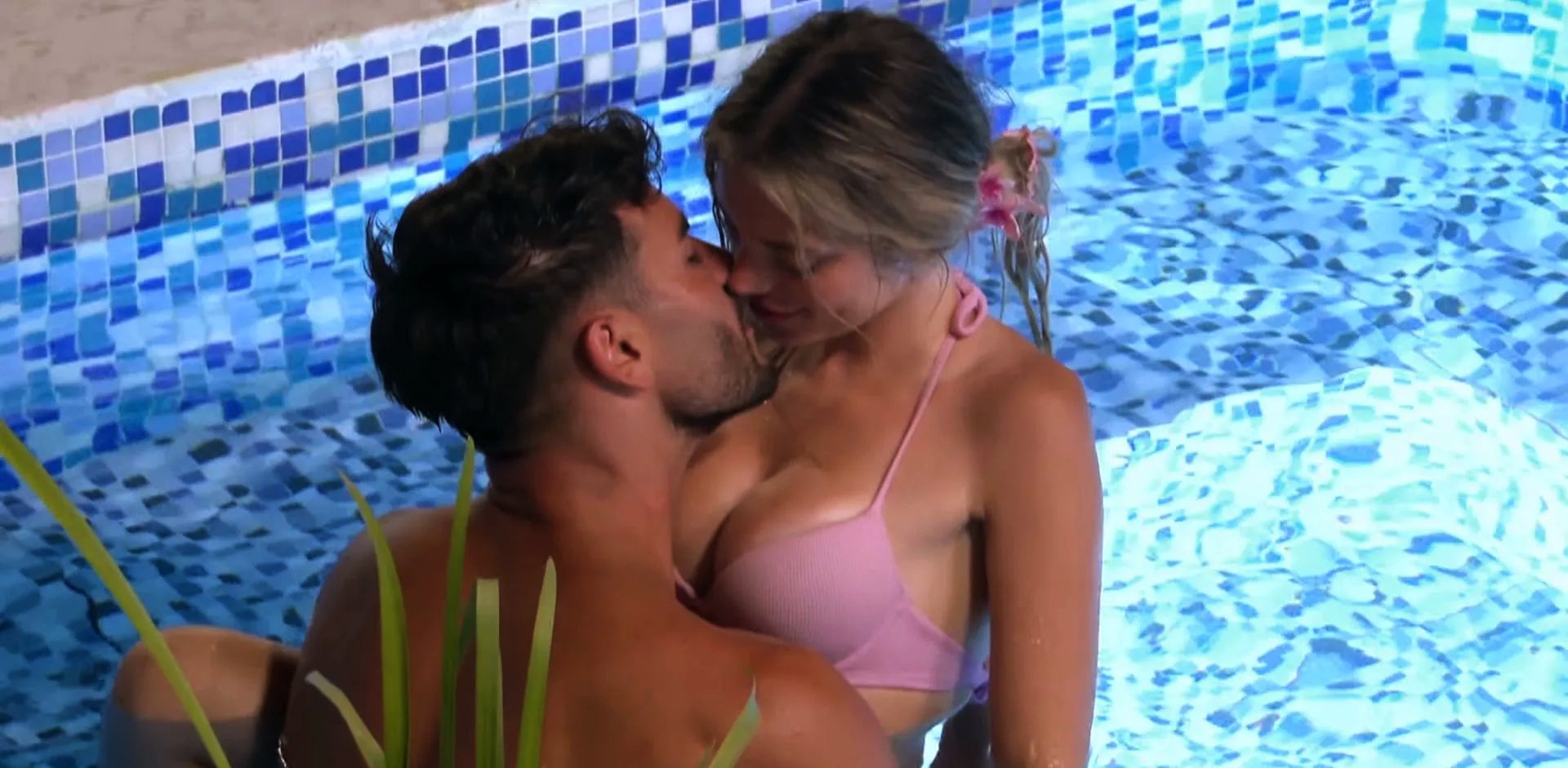 Primera infidelitat a 'La isla de las tentaciones' - Telecinco