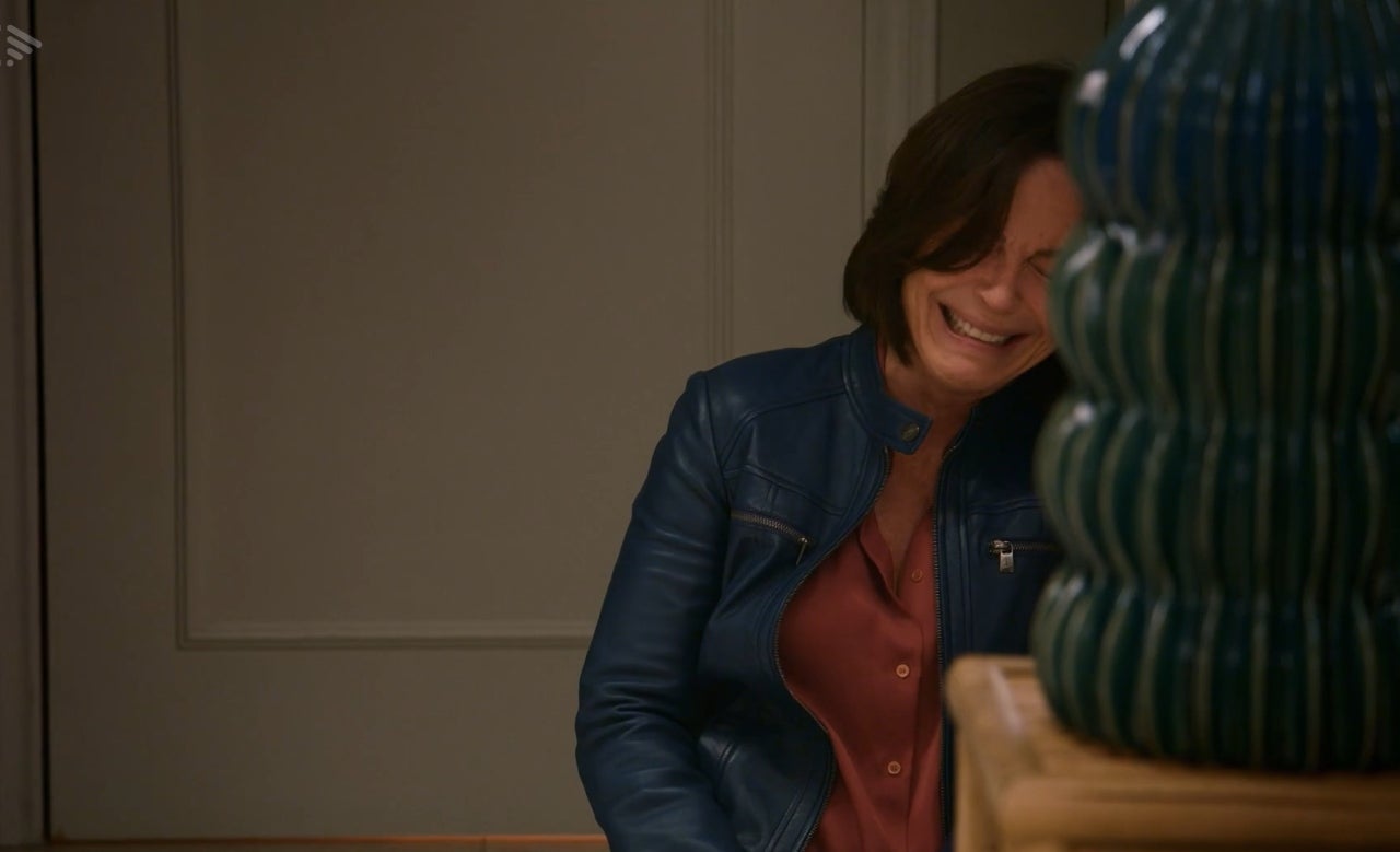 Primeres reaccions de la Sílvia després de descobrir la infidelitat del Francesc a 'Com si fos ahir' | 3Cat