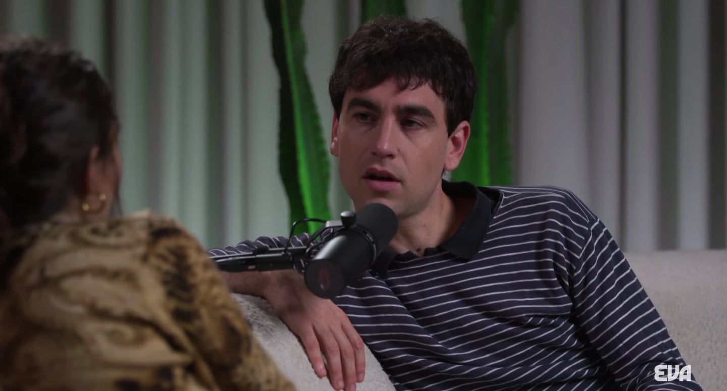 Àlex Monner explica en què està treballant ara - Youtube