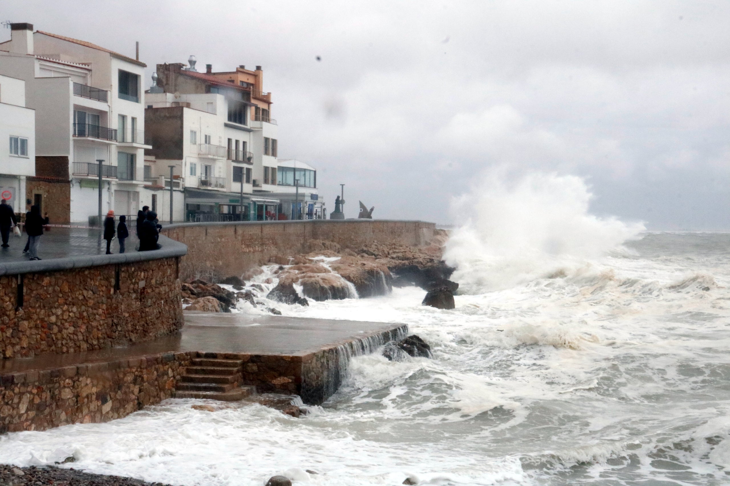 Temporal de mar a l'Escala (Alt Empordà) / ACN
