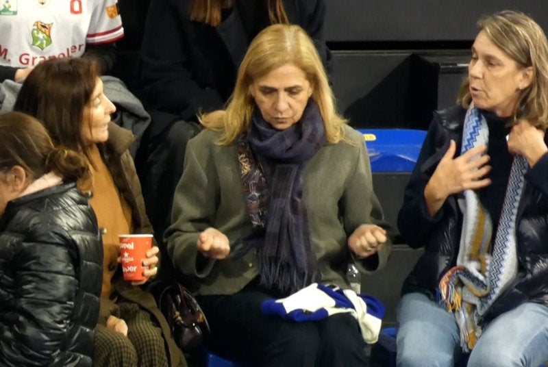 Cristina estaba acompañada de dos amigas en el otro extremo de la grada - Europa Press