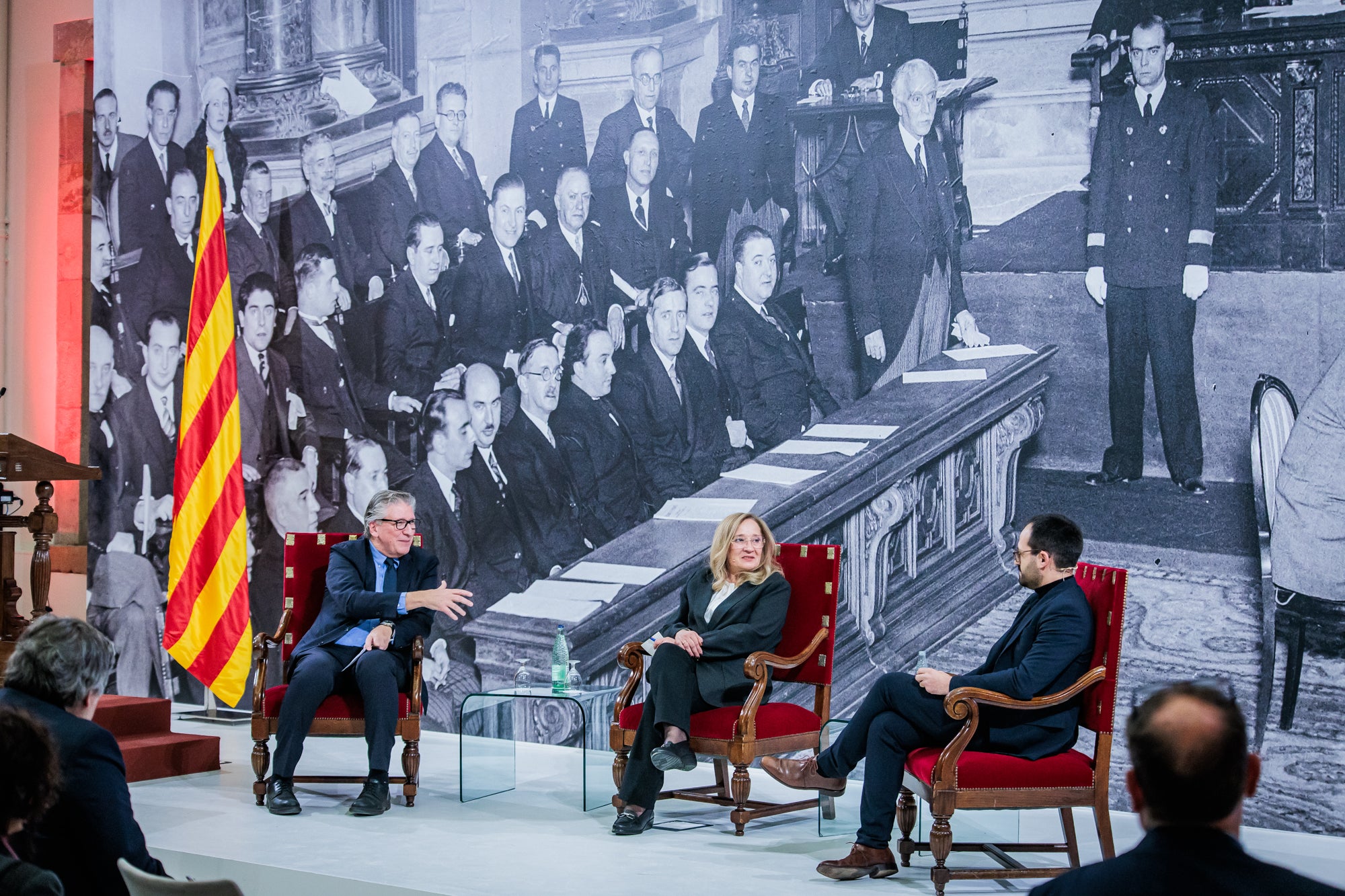 Un moment del col·loqui sobre el primer Parlament de 1932 amb Enric Calpena/Sergi Ramos/Parlament