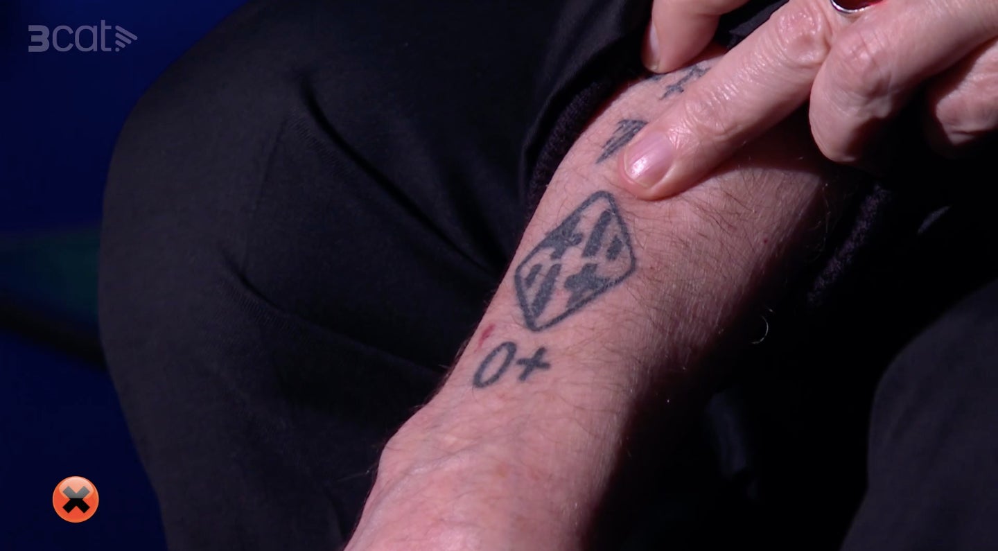 Loquillo mostra que té tatuat l'escut de Barcelona - TV3