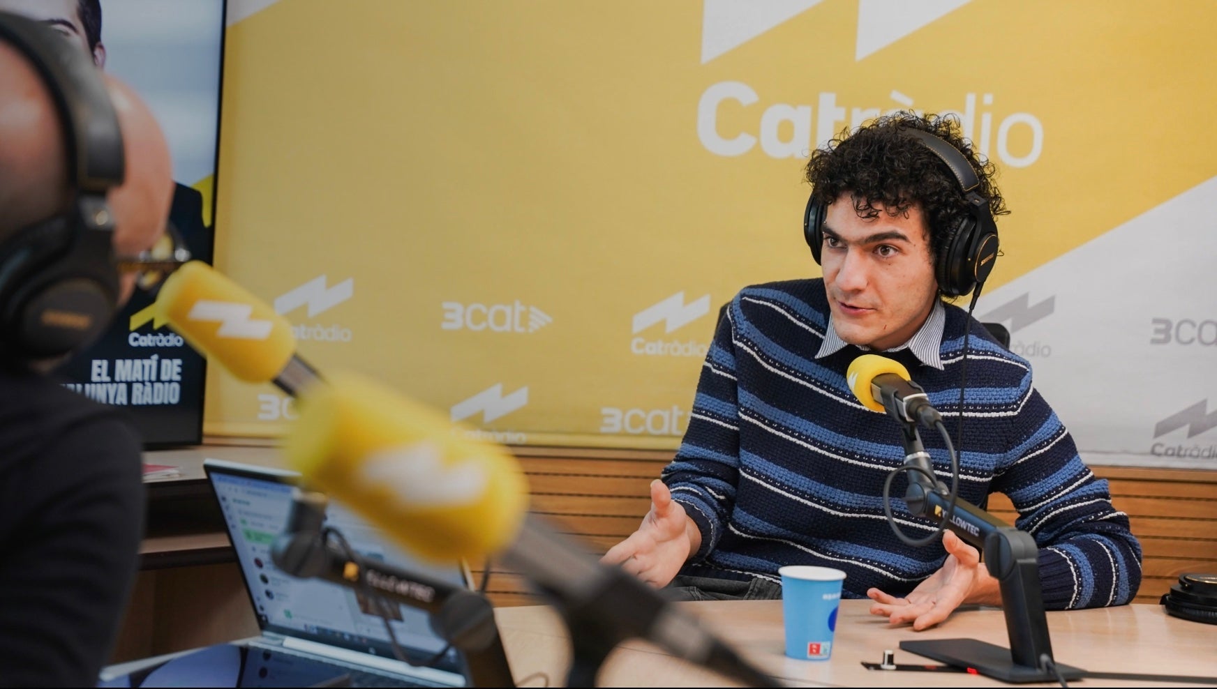 Mario Obrero, el poeta de Getafe que va aprendre català després de veure la violència policial de l'1-O / Catalunya Ràdio