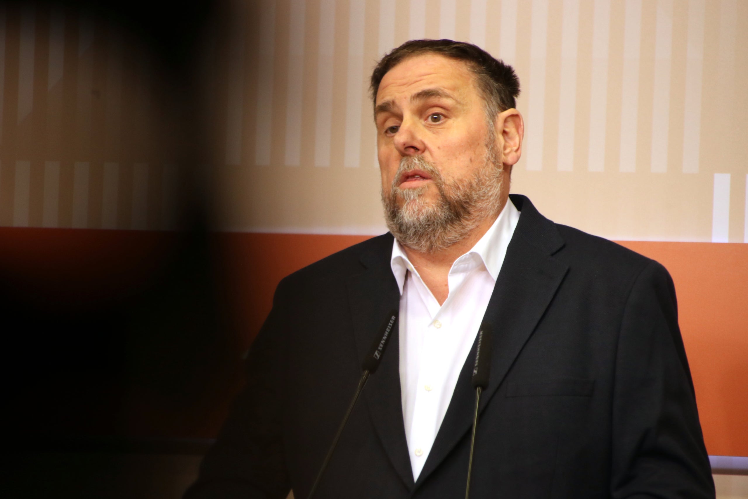 El president d'Esquerra, Oriol Junqueras, en roda de premsa a la seu del partit | Bernat Vilaró (ACN)