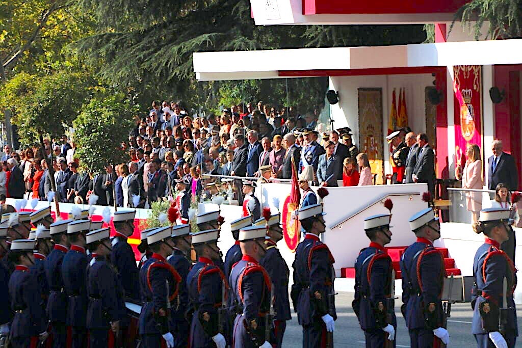 Felip VI preside la parada militar del 12-O de 2017 | ACN