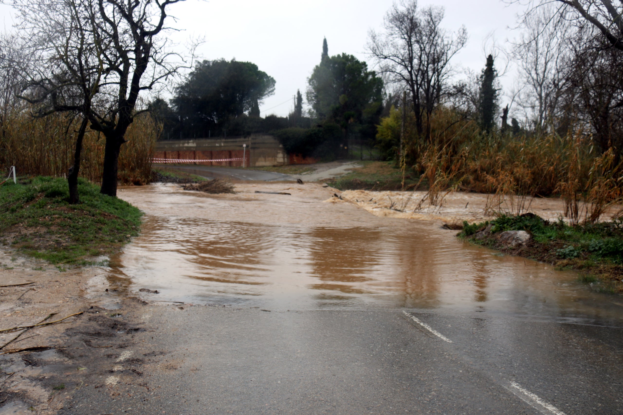 El pas del riu Manol a l’altura del Pont del Príncep, a l’entrada de Figueres (Alt Empordà) / ACN
