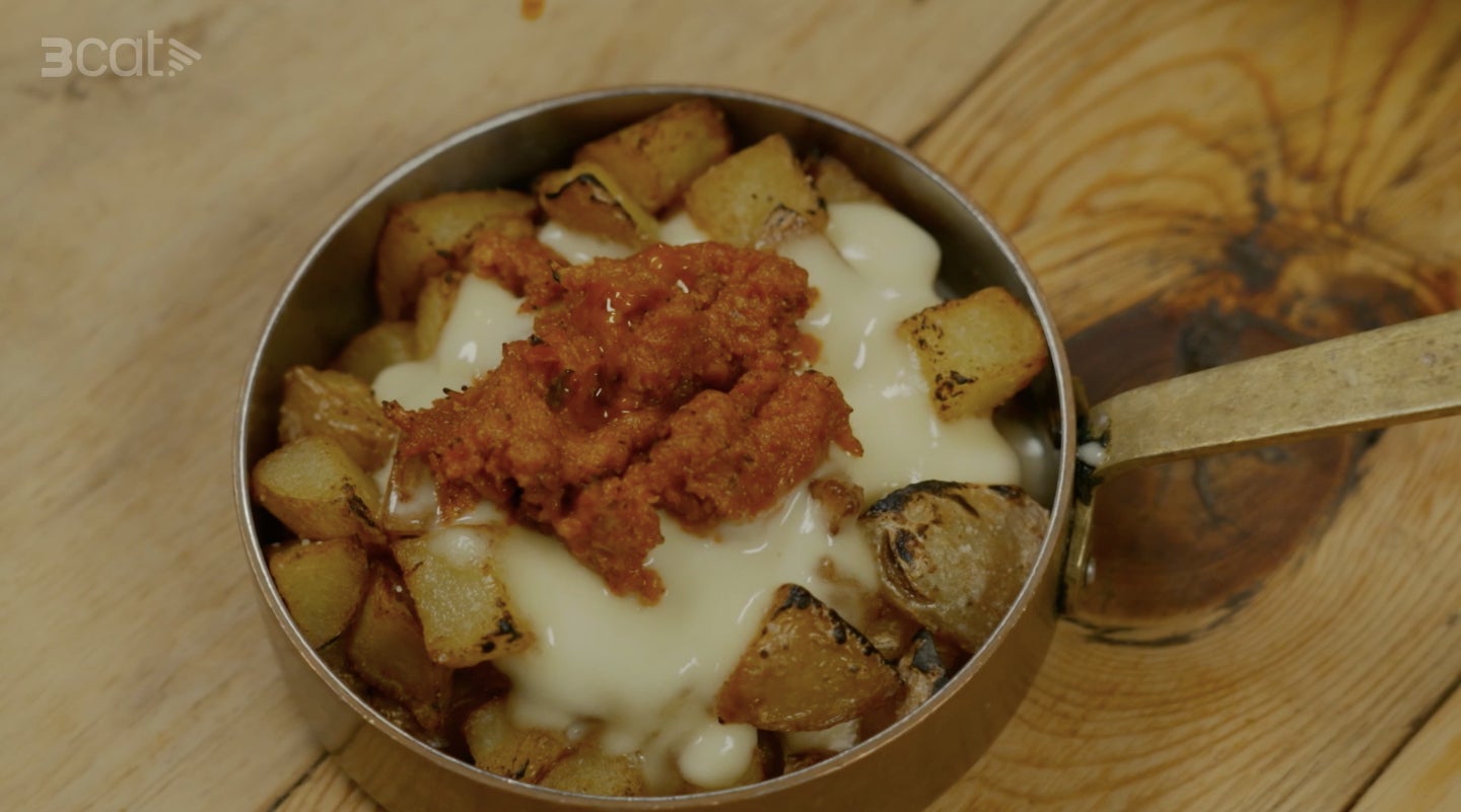 Així són les braves que proposen al primer restaurant - TV3