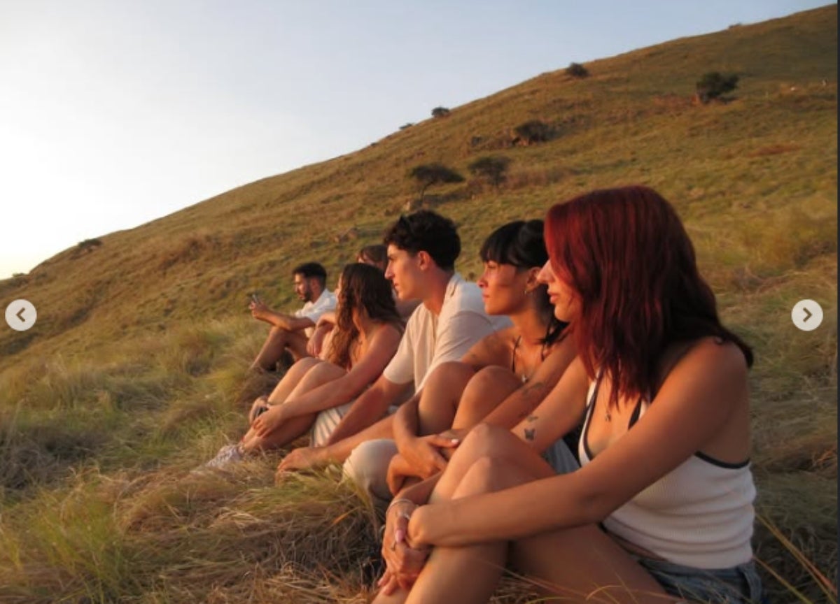 Ana, la germana d'en Plex i Aitana compartint una fotografia | Instagram