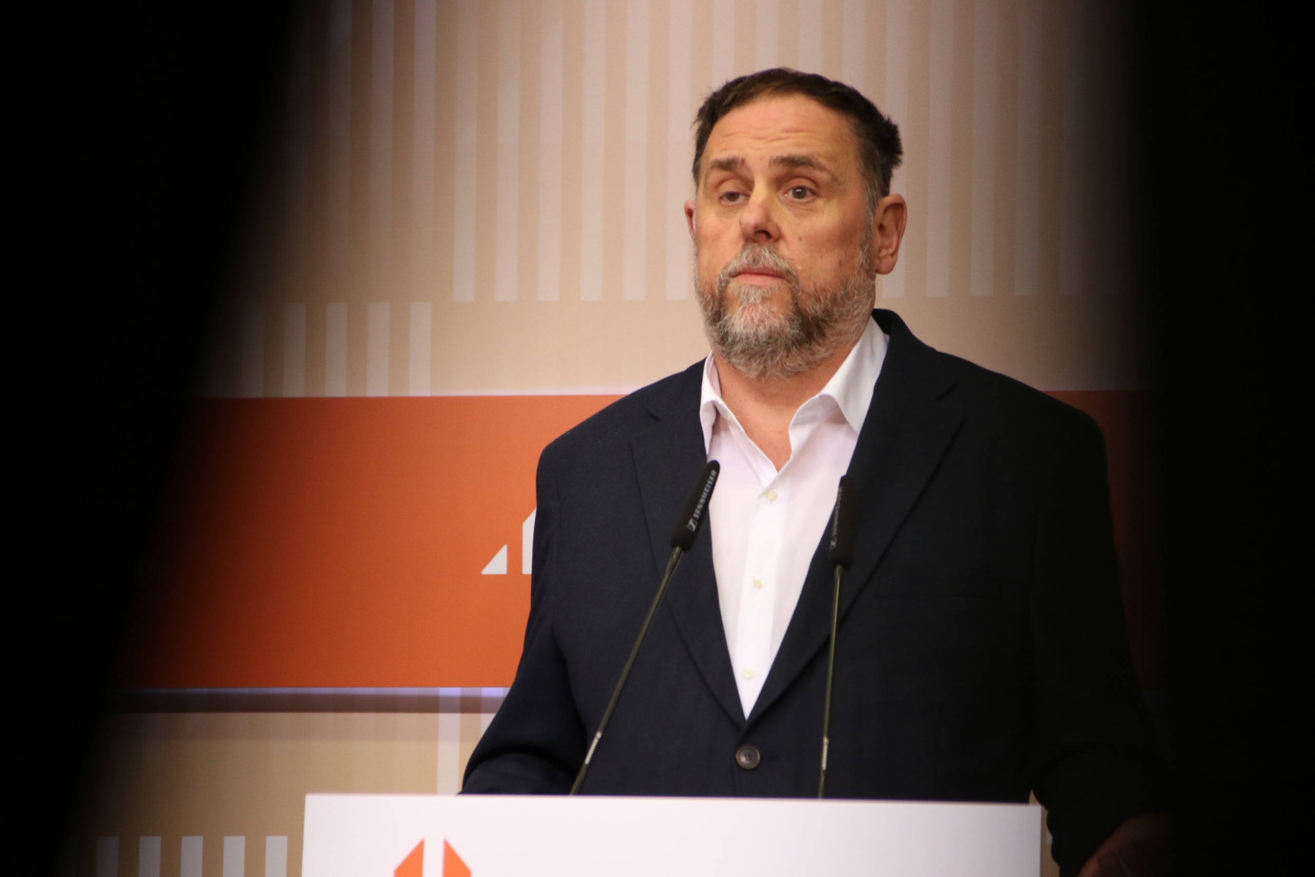 El presidente de Esquerra, Oriol Junqueras, atiende a la prensa | Bernat Vilaró (ACN)
