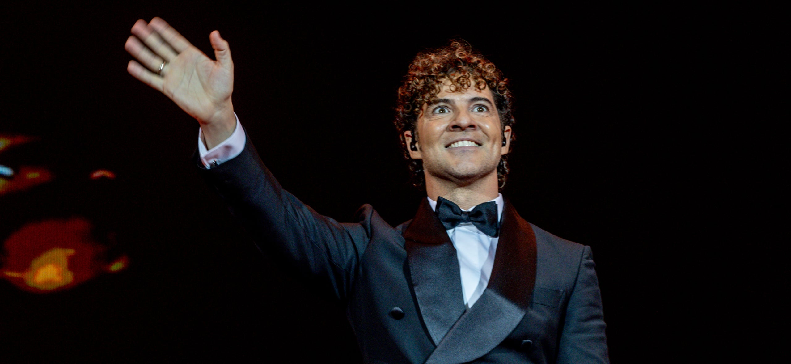 David Bisbal rep la fúria de dues excompanyes d'OT - Europa Press