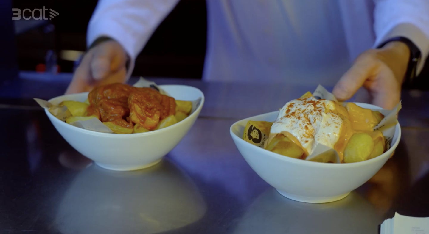 L'últim classificat ha preparat dos tipus de patates braves - TV3