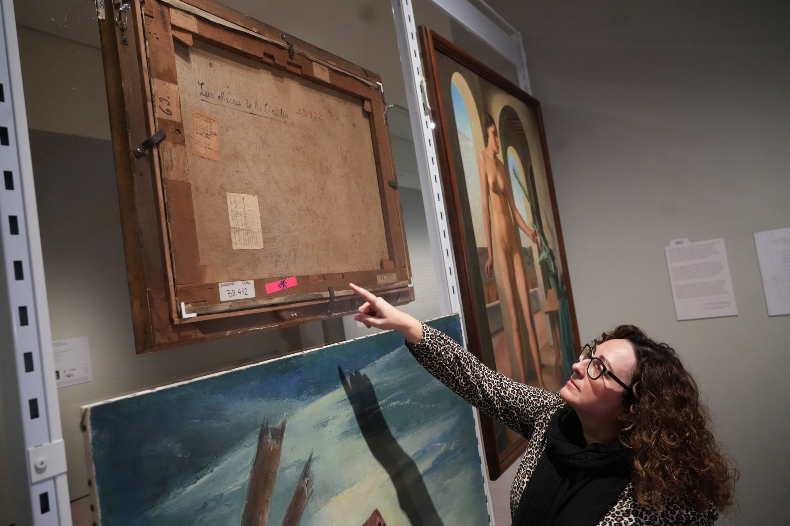 Peces exposades al MNAC en l'exposició 'Recuperado del enemigo. Els dipòsits franquistes al MNAC' / Foto: ACN