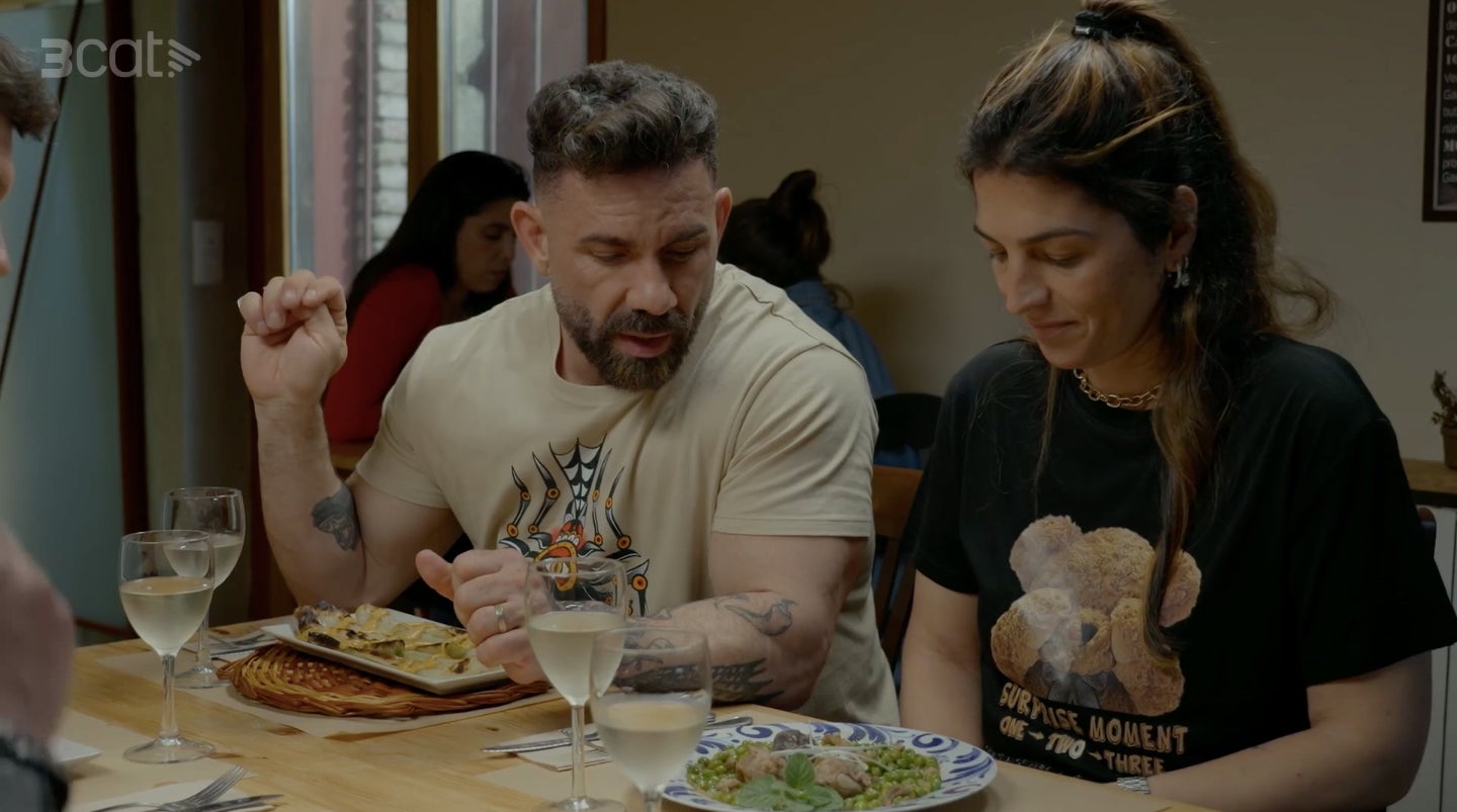 Marc Ribas s'ha mostrat perplexe en aquest Joc de cartes - TV3