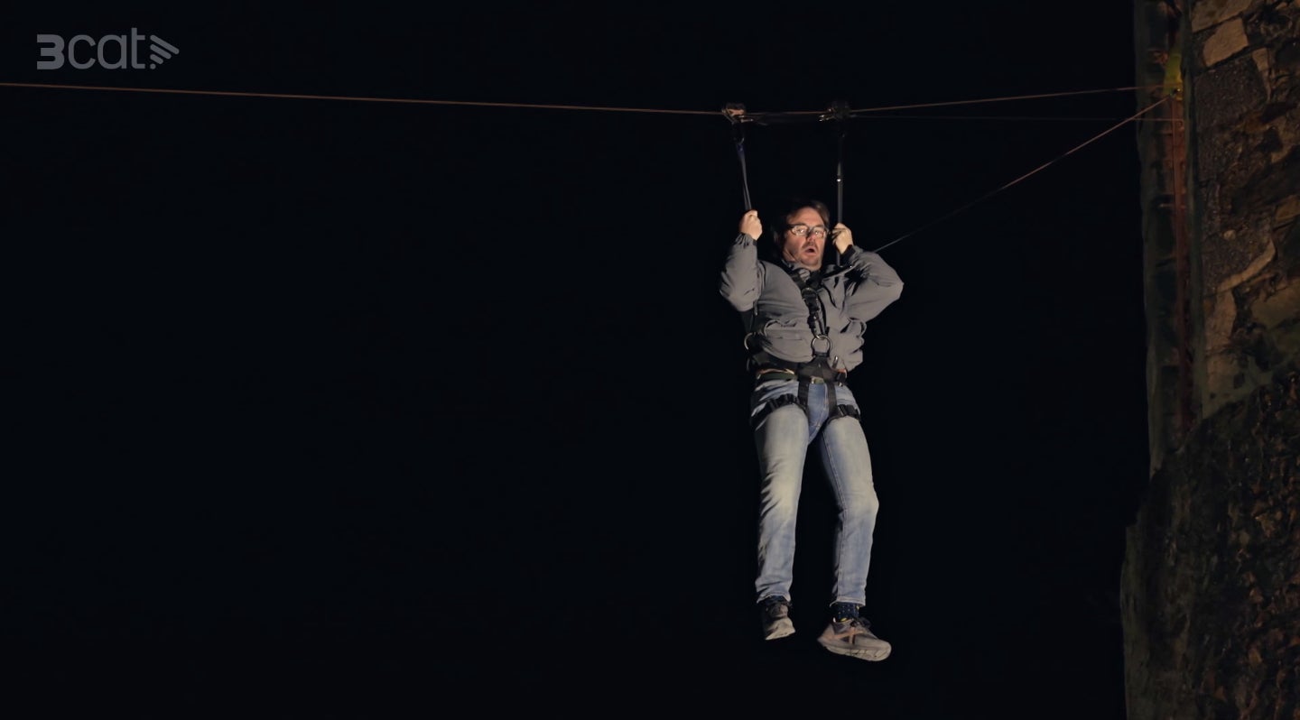 Quim Masferrer, cagat de por a la tirolina - TV3