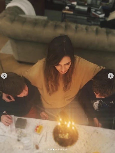 Sara Carbonero celebra l'aniversari amb els fills - Instagram