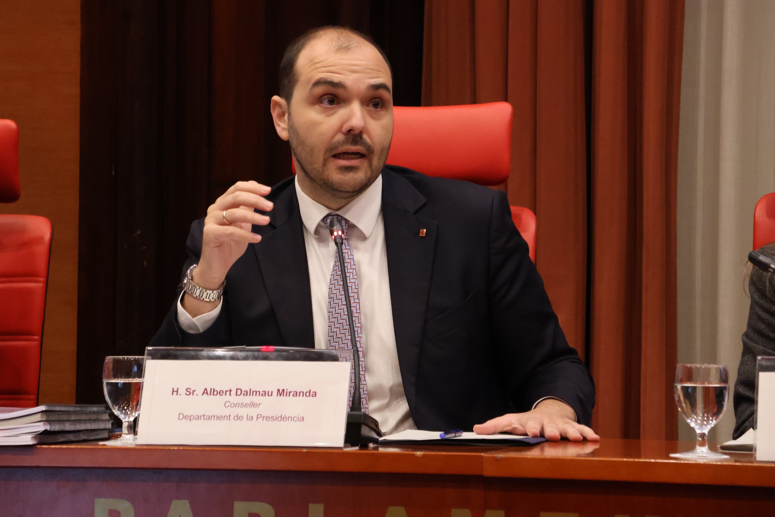 El conseller de la Presidència, Albert Dalmau, compareix en comissió parlamentària per presentar els pressupostos del seu departament | Parlament