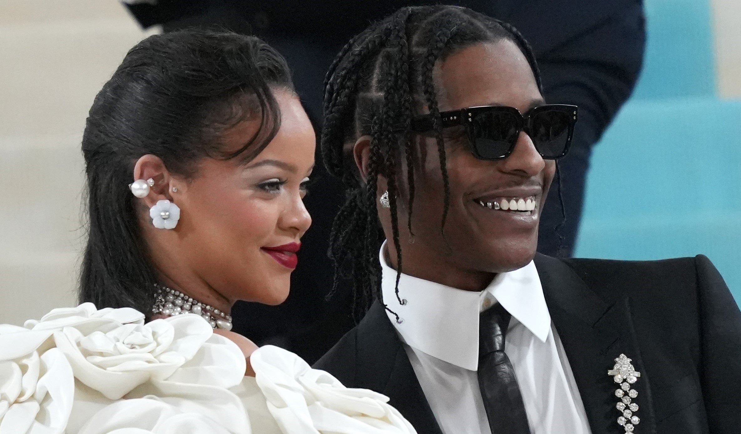 Detenen una dona per disparar contra la casa de Rihanna amb ella a dins - Europa Press