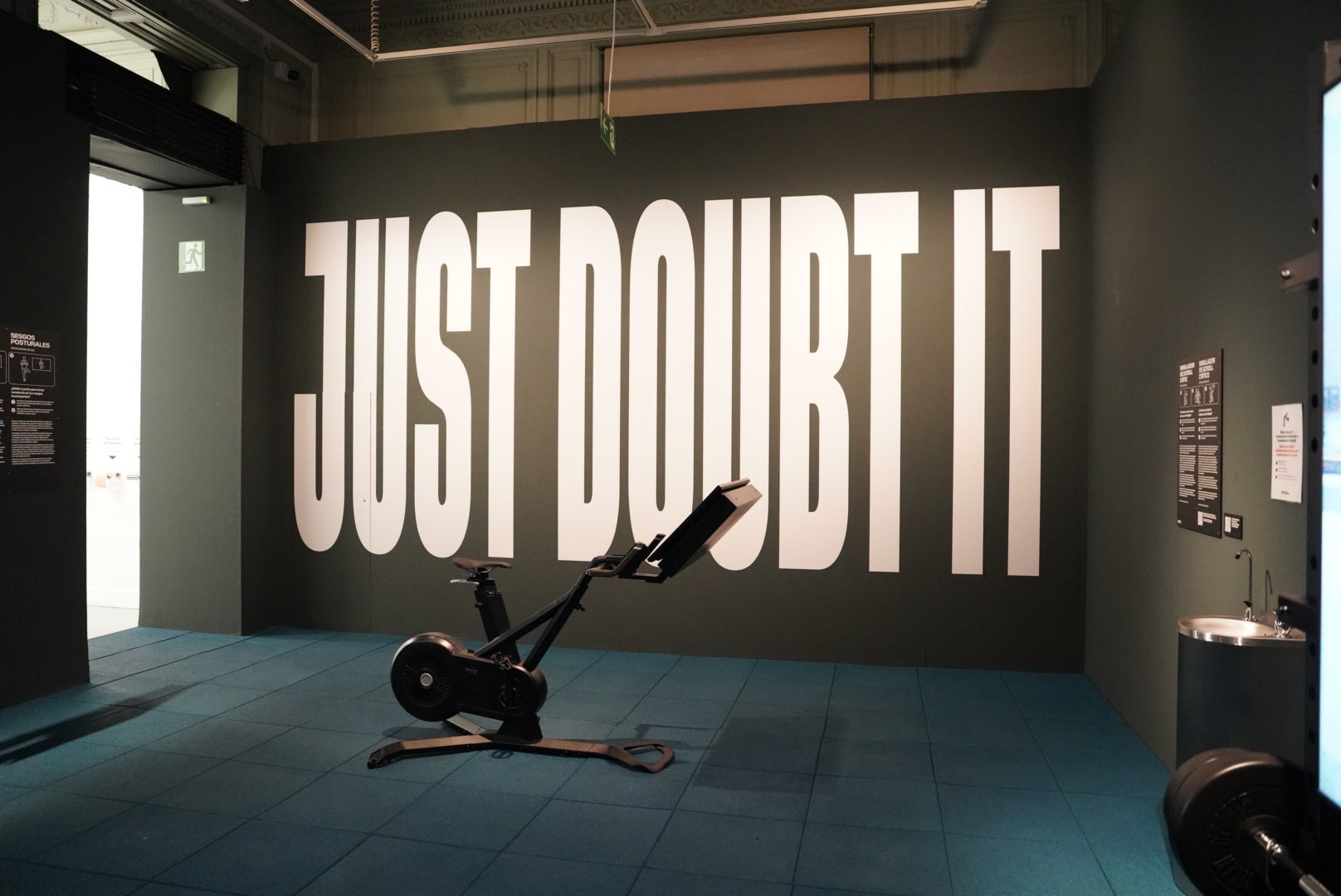 Exposició 'PolsXtrems' al Palau Robert de Barcelona / Govern