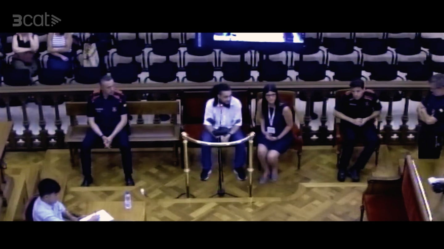 El sospitós va confessar els assassinats a judici - TV3