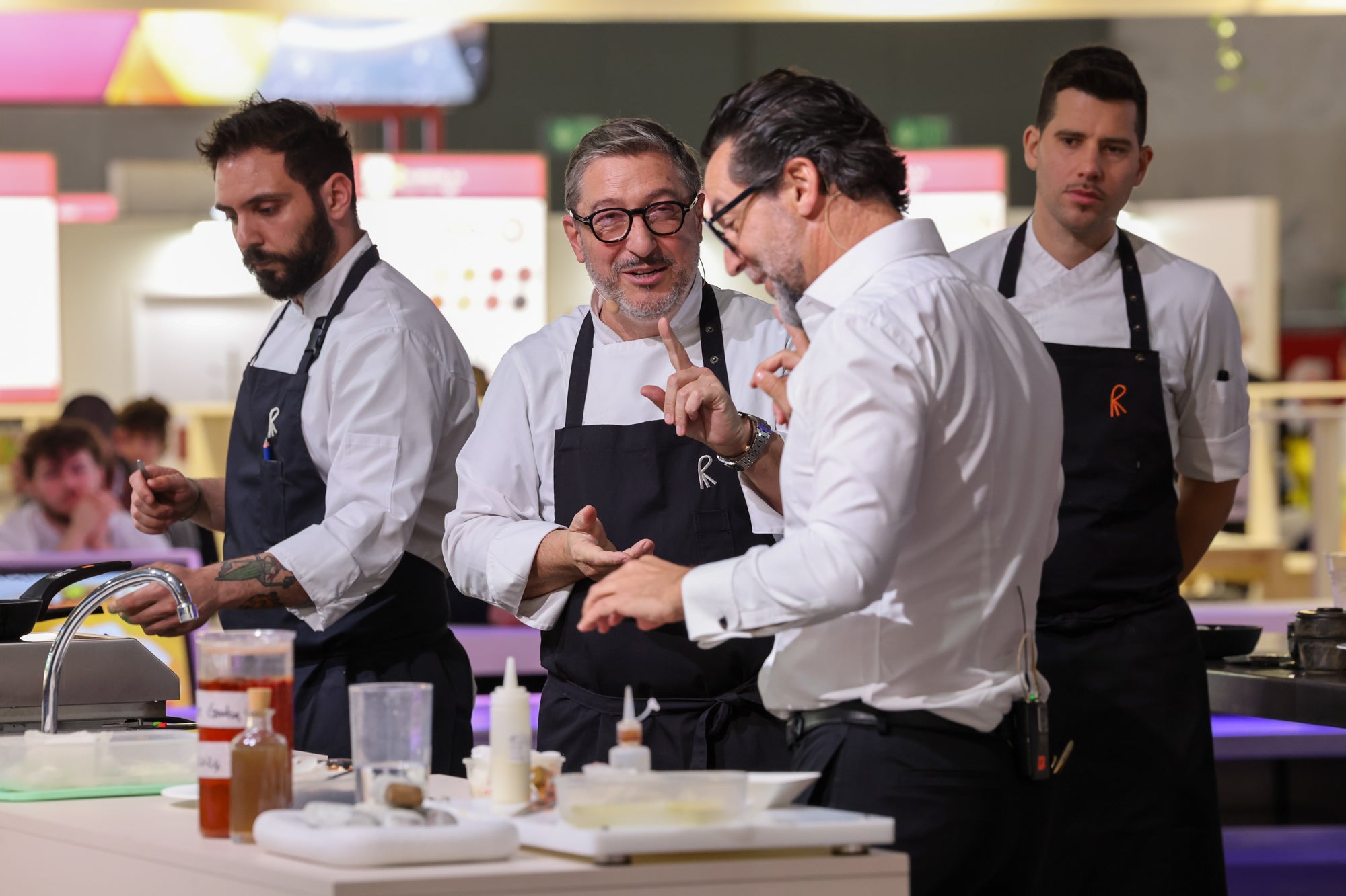 El xef Joan Roca, al centre, en l'edició del 2024 d'Alimentaria+Hostelco / Cedida