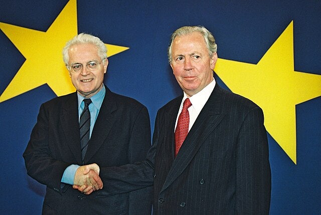 Visita de Lionel Jospin, primer ministre francès, a la CE, fotografiat aquí amb Jacques Santer, president de la CE Benoît Bourgeois / European Communities
