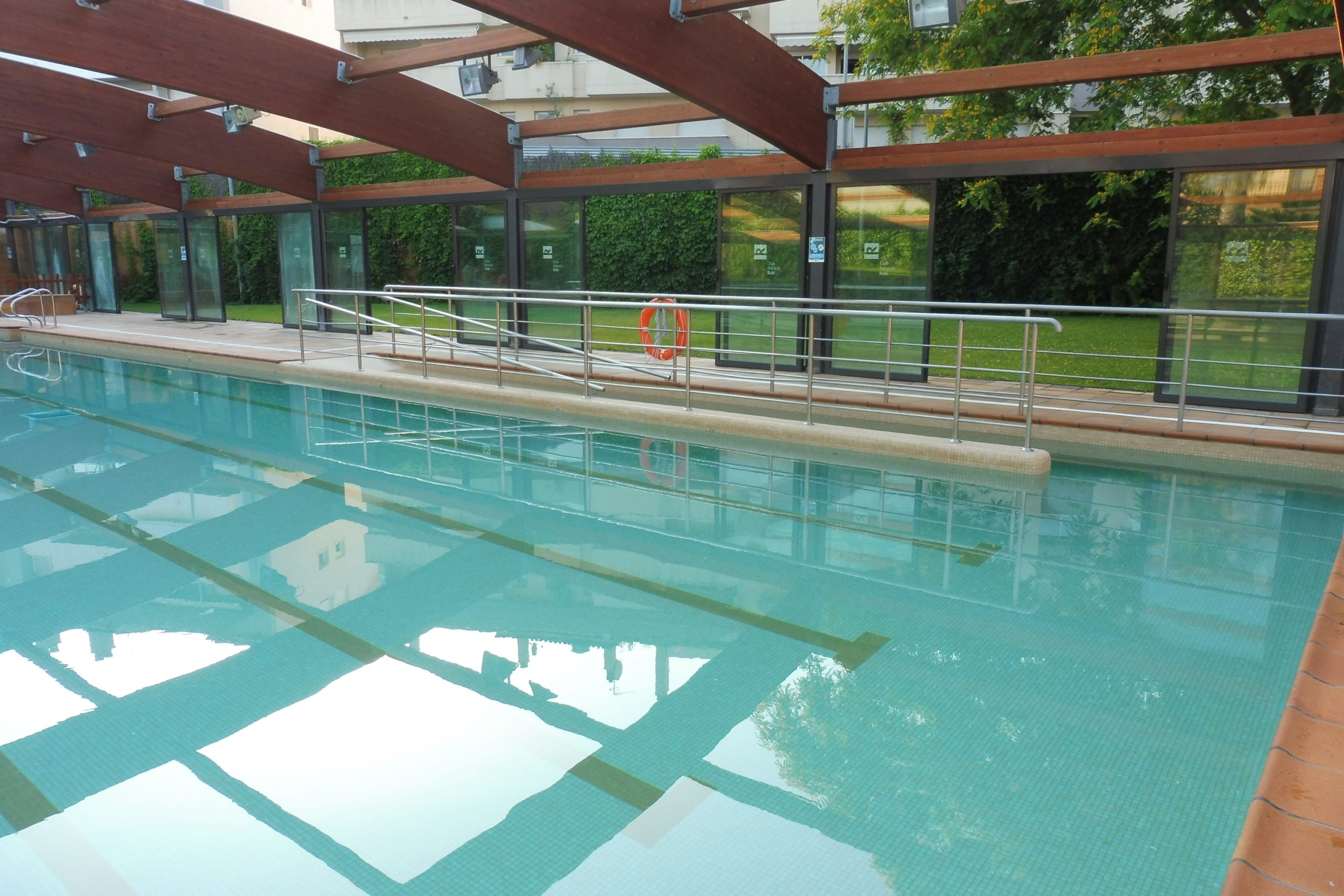La piscina municipal de Rubí en una imagen de archivo / Club Natació Rubí