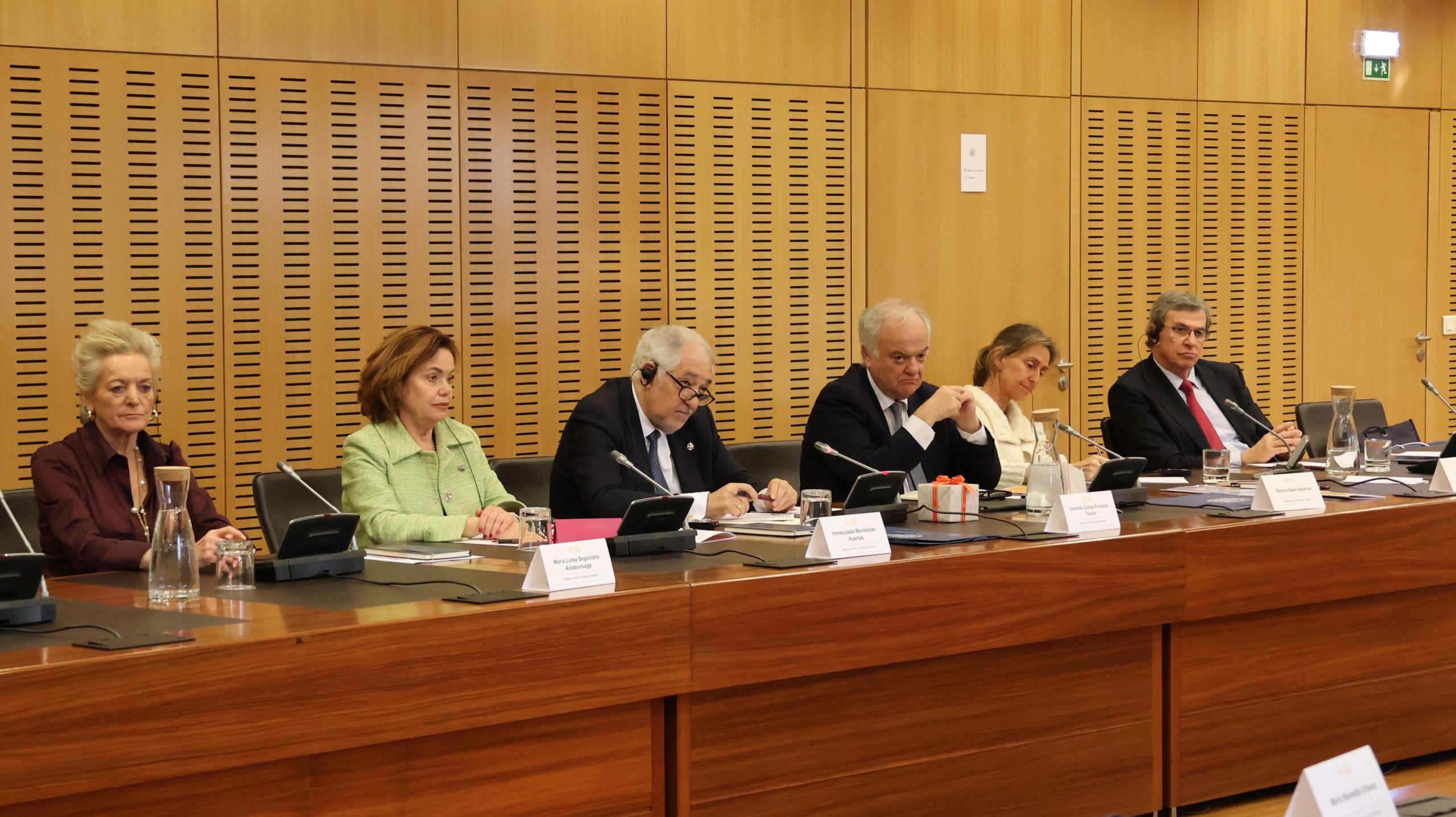 Miembros del TC español con los portugueses/TC