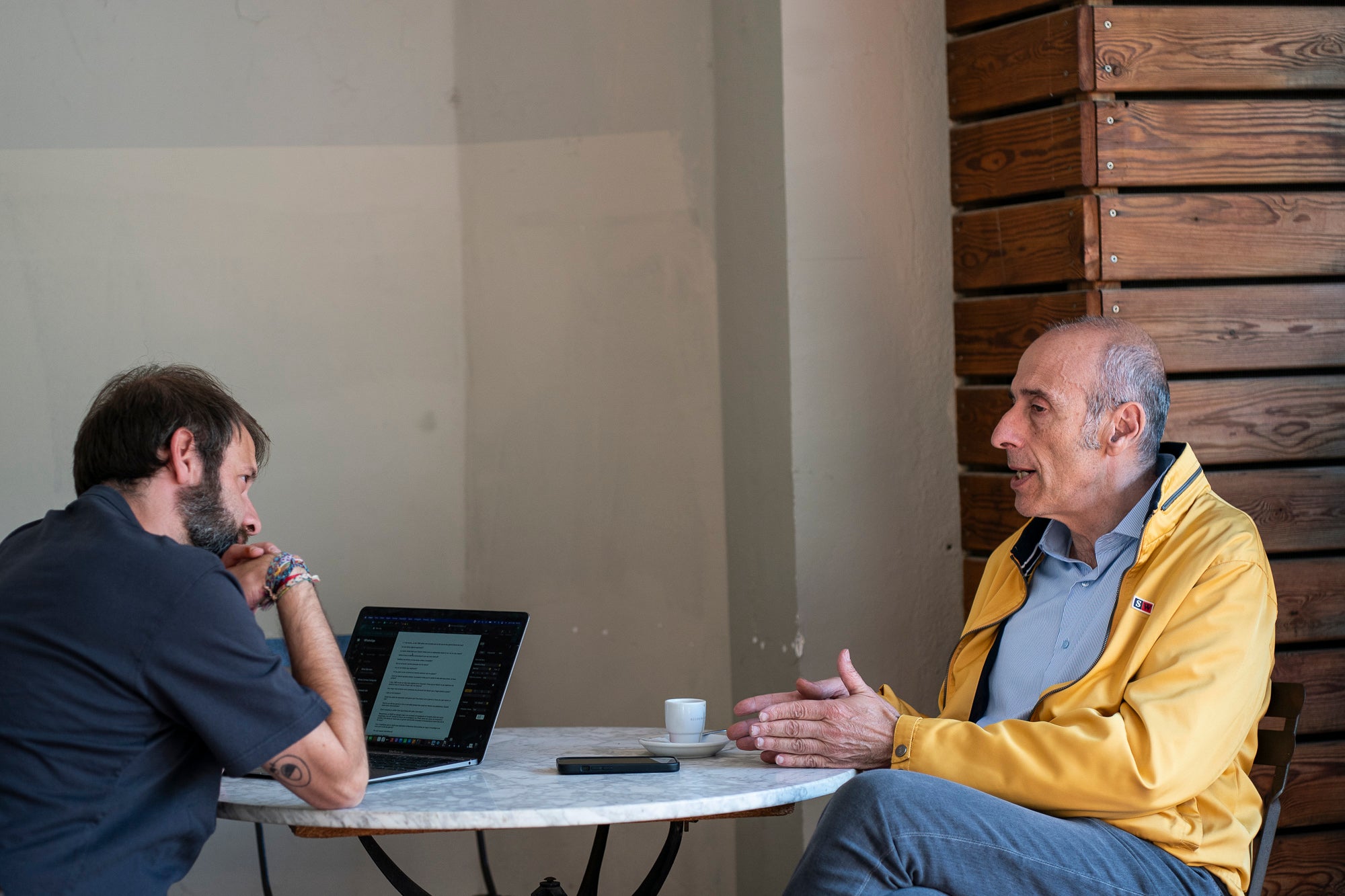 Francesc Robelló, un dels impulsors de la plataforma per destapar les morts ocultes de la mili. Barcelona 21.04.2026 | Mireia Comas