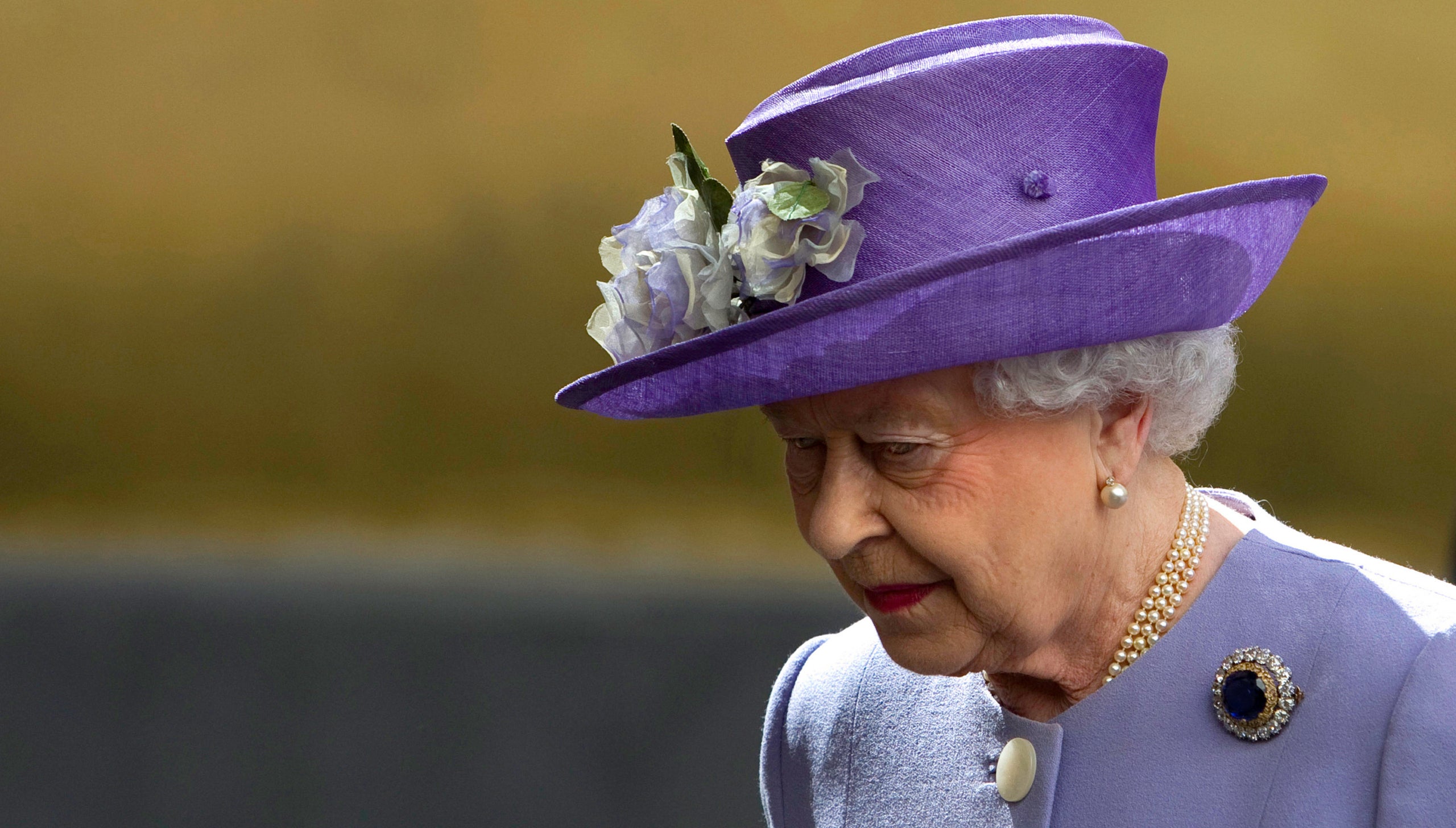 Elisabet II no es fiava del seu net Harry i se sap per què - Europa Press