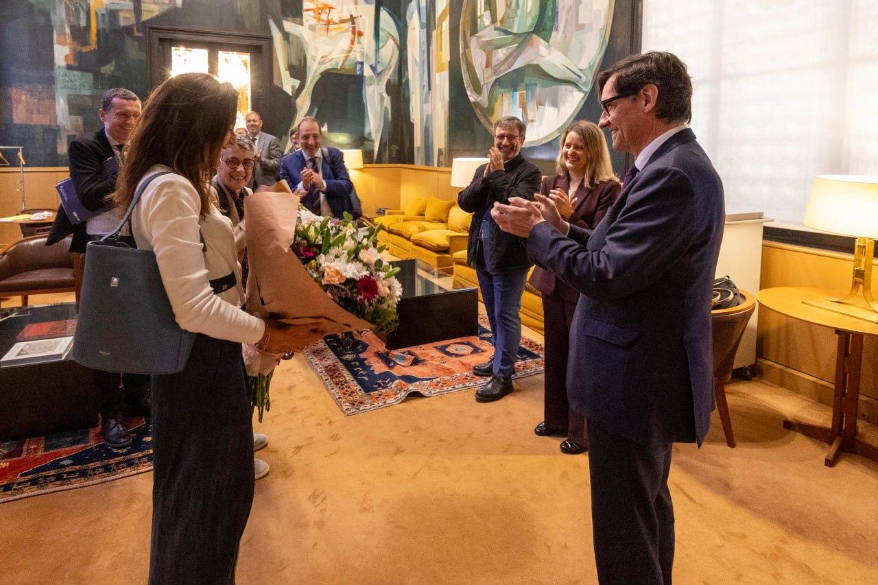Esther Niubó amb el president de la Generalitat, Salvador Illa, aquest dimarts / Esther Niubó