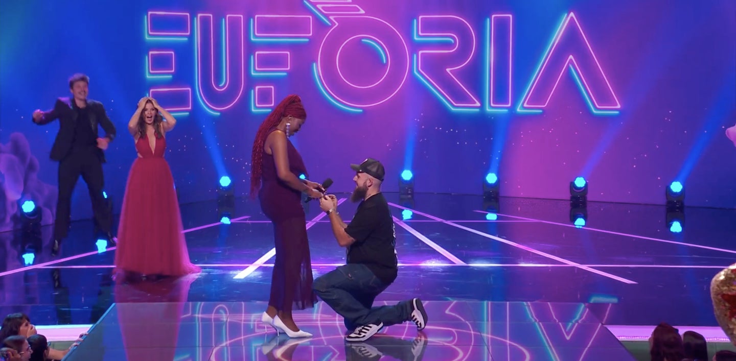 Una petició de mà en directe a Eufòria - TV3