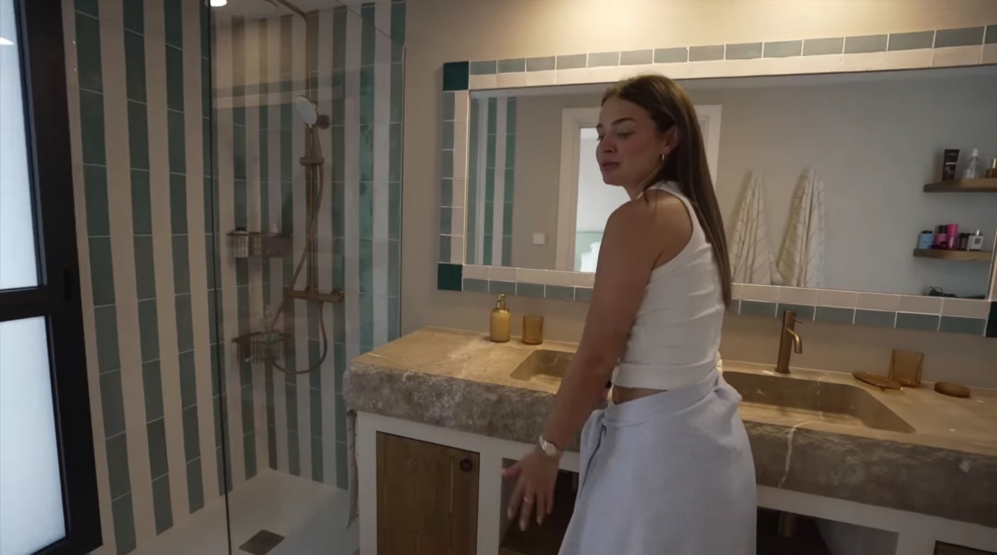Así ha decorado el baño principal - Youtube