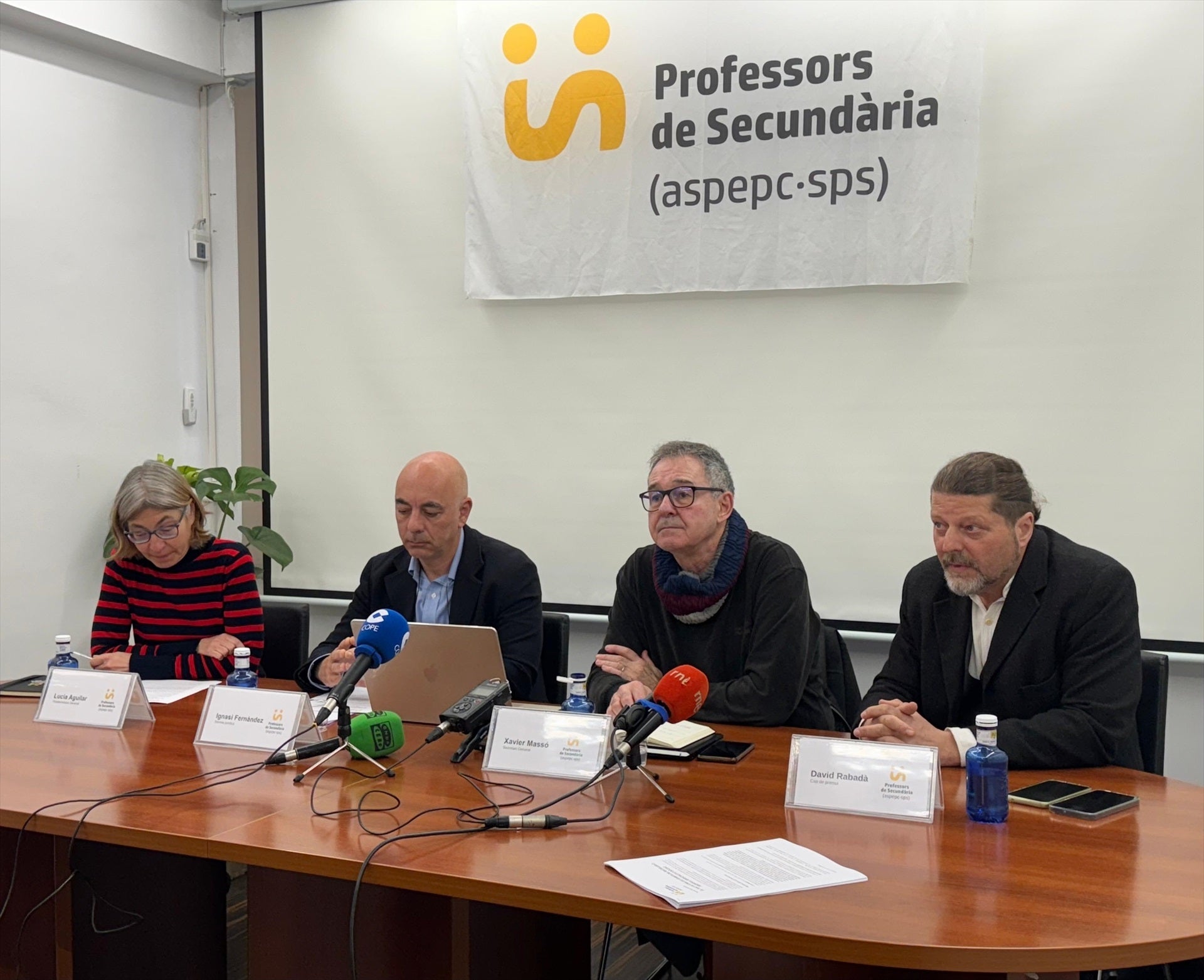 Membres del sindicat Professors de Secundària (aspec·spc) en una roda de premsa / Arxiu, Europa Press 
