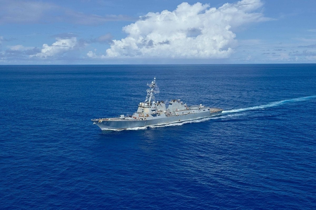 El destructor de l'Armada estatunidenca USS Mason en aigües d'Orient Pròxim. CENTCOM