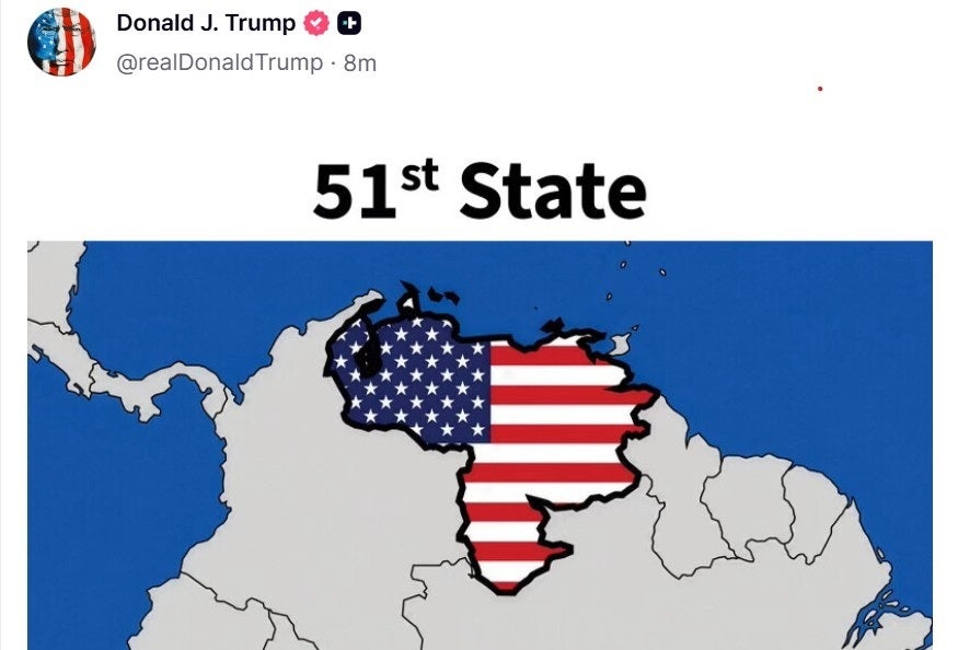 Captura de una publicación del presidente de los Estados Unidos, Donald Trump, en redes sociales, con un mapa del norte de Sudamérica en el que aparece Venezuela coloreado con la bandera estadounidense y bajo el lema 