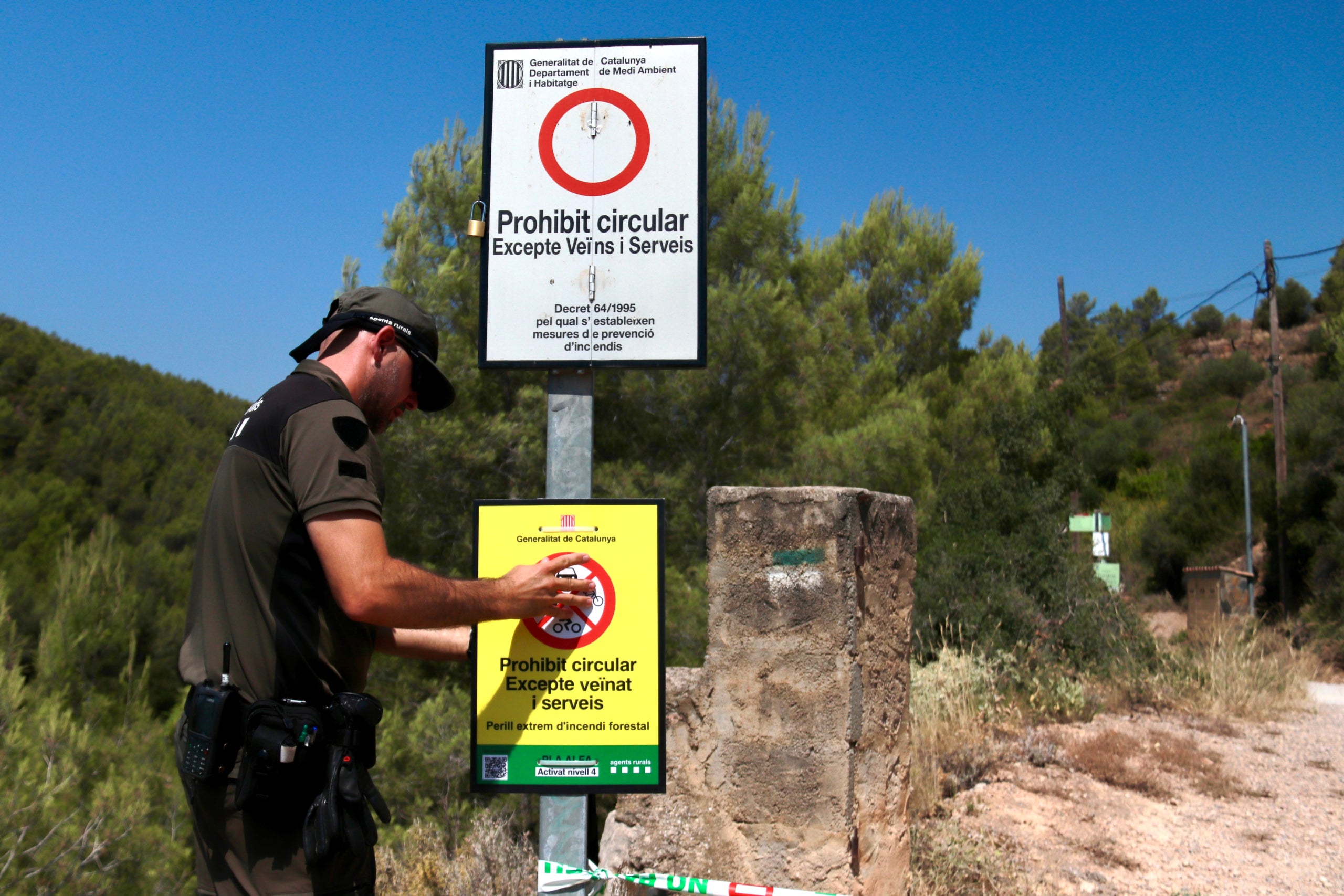 Agents Rurals i tanquen l&rsquo;acc&eacute;s a un cam&iacute; forestal del Pened&egrave;s / ACN