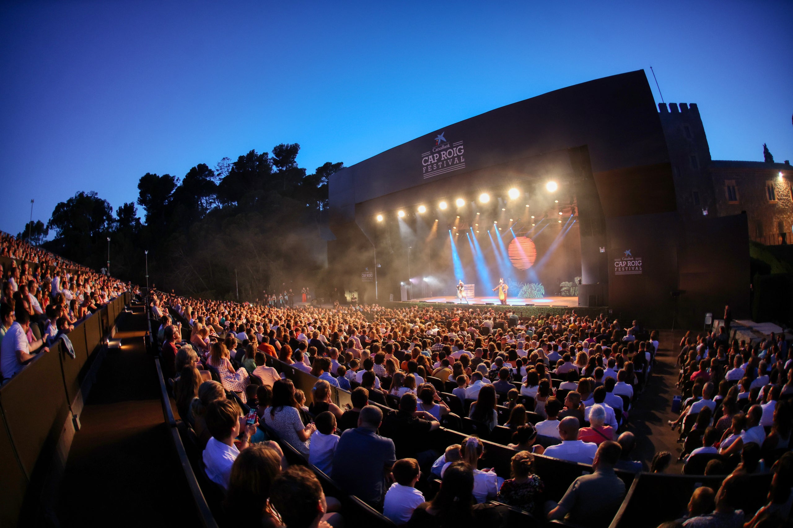  Xoc entre els ve&iuml;ns Palafrugell i el festival de Cap Roig  / ACN