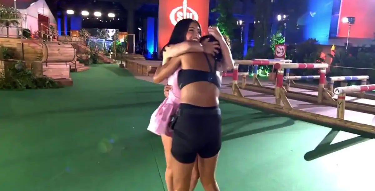 Alba Paul i Dulceida es retroben a la gran final de Supervivientes - Telecico