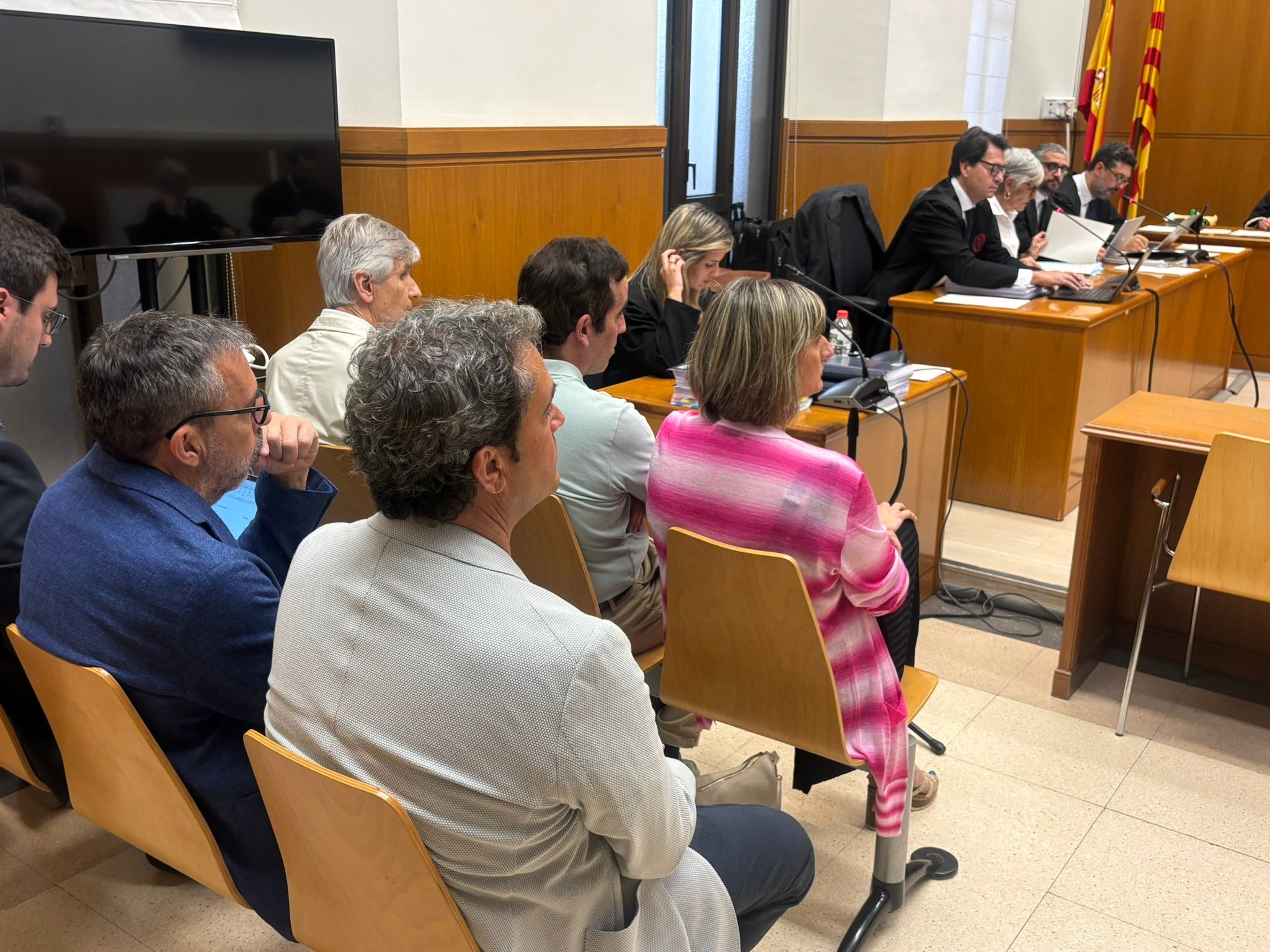 Els acusats en un moment d'iniciar la vista oral/ACN