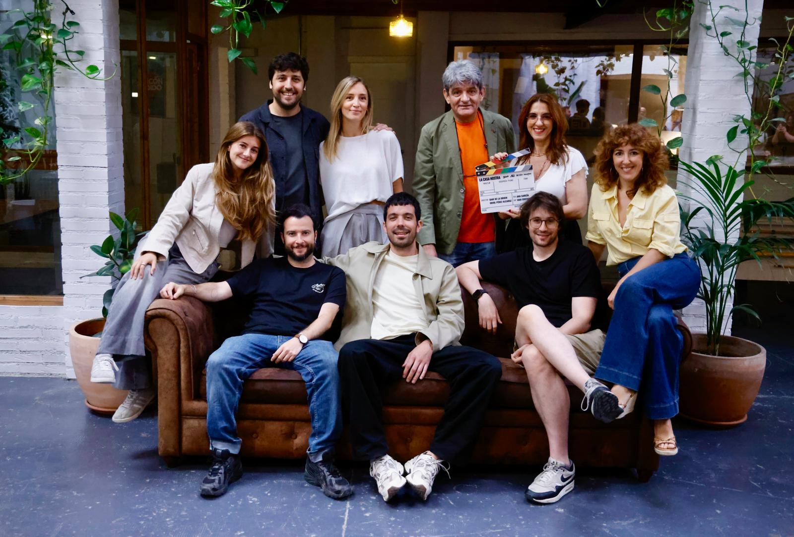 Els directors i els actors de La Casa Nostra - 3Cat