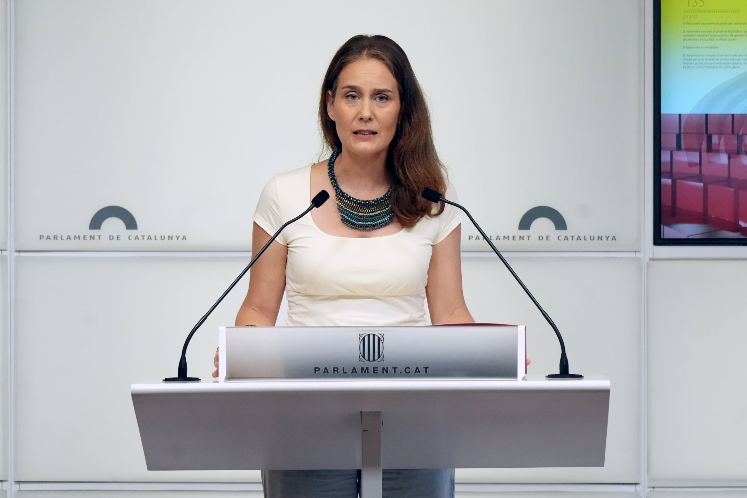 La presidenta parlamentaria de los Comuns, Jéssica Albiach, en la rueda de prensa de este viernes / ACN