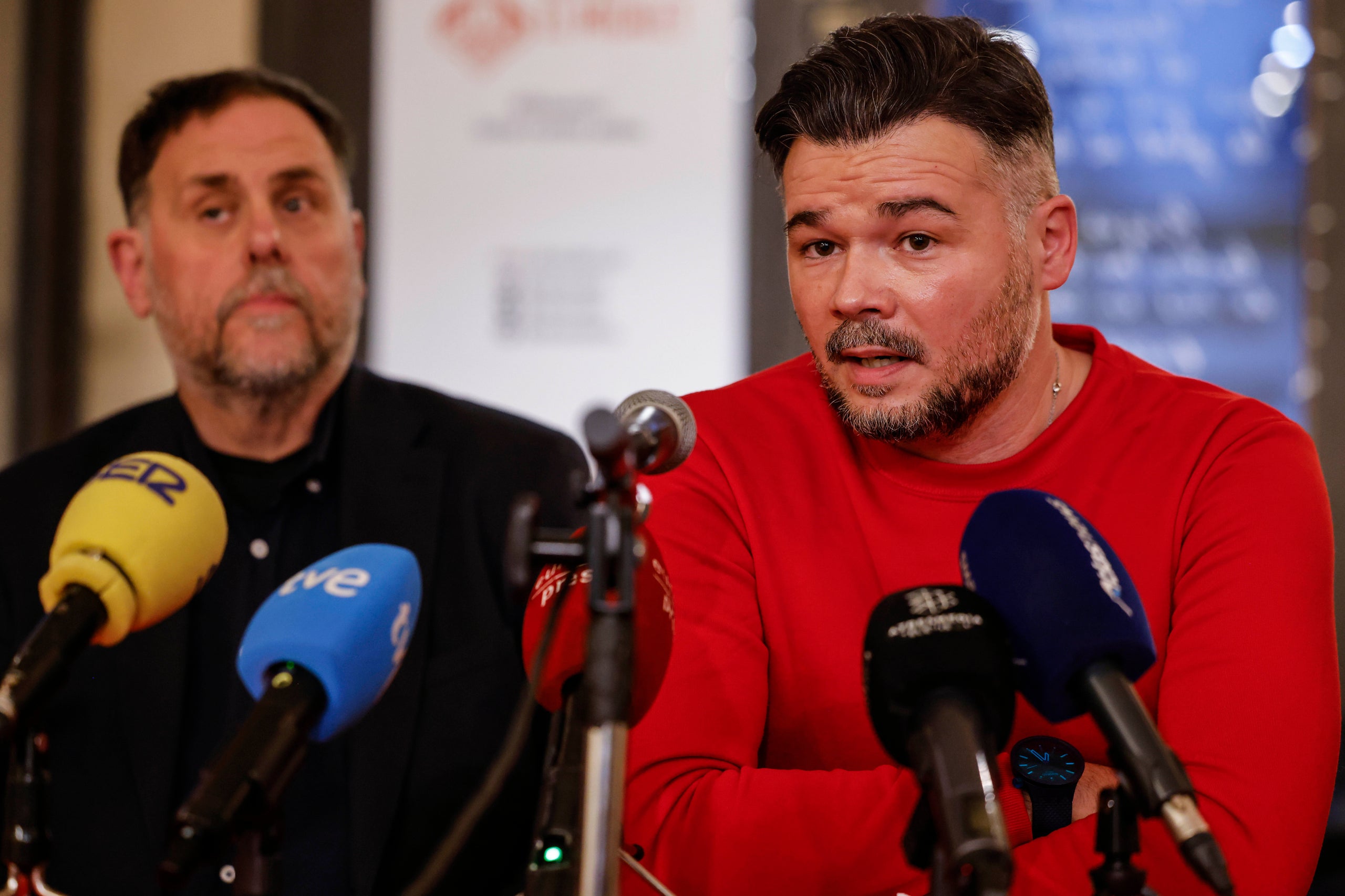 El president d'ERC, Oriol Junqueras, i el portaveu d'ERC al Congrés, Gabriel Rufián, a València / Europa Press