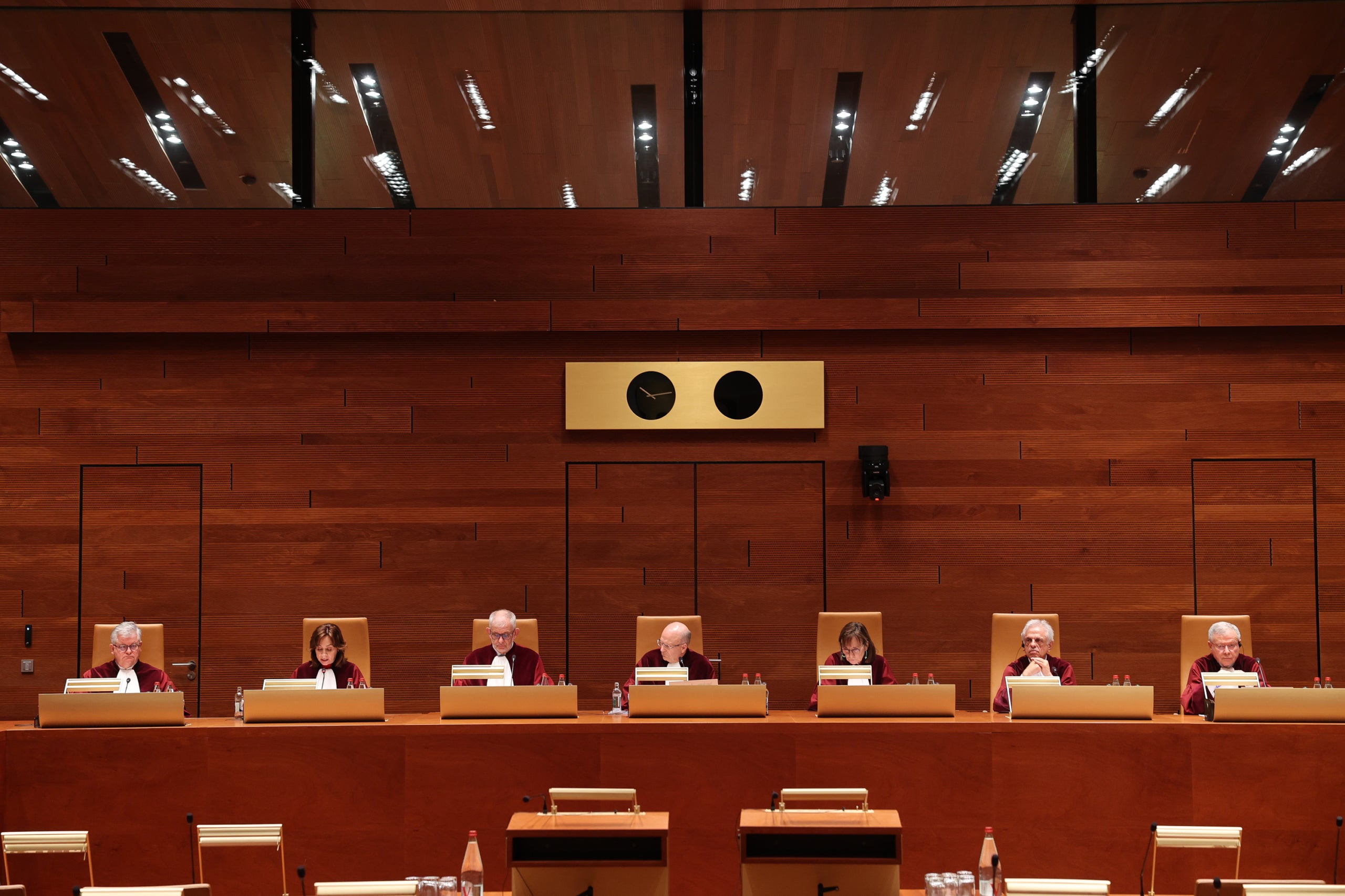 El Tribunal de Justícia de la Unió Europea (TJUE) anunciant la sentència sobre la llei d'amnistia, a Luxemburg  /Julien Warnand / Belga / Europa Press
