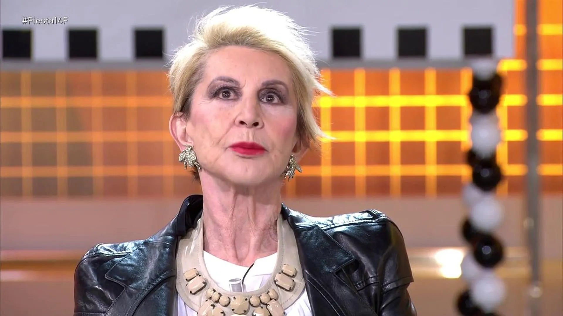 Karmele Marchante recorda els pitjors moments de la seva infància - Telecinco