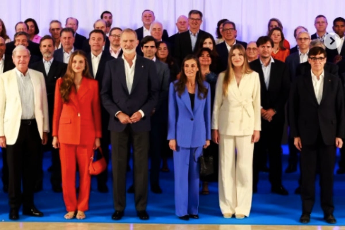 Letícia, Elionor i Sofia han anat vestides amb la bandera francesa - Instagram