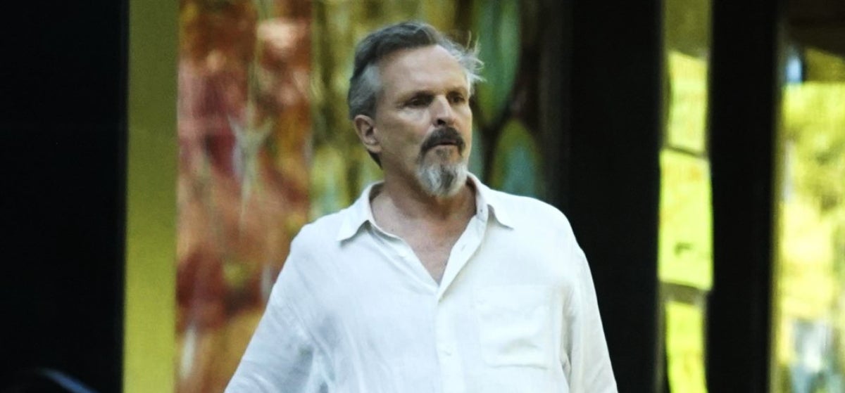 Miguel Bosé, de vacances amb l'ex i els nens - Europa Press